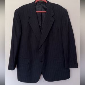 Givenchy navy pinstripe men’s blazer sport coat